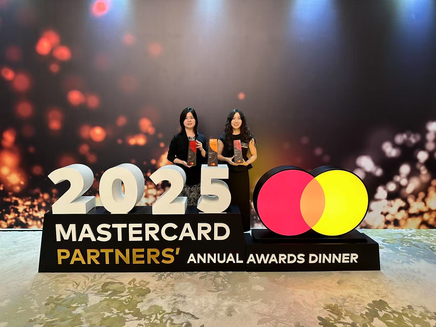 再添高光！寻汇SUNRATE一举斩获Mastercard三大年度奖项