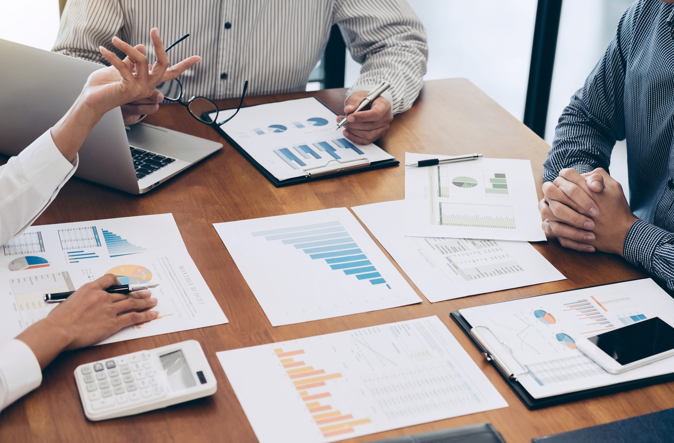 从适用场景到核心优势，全球收款软件选择要点深度解析