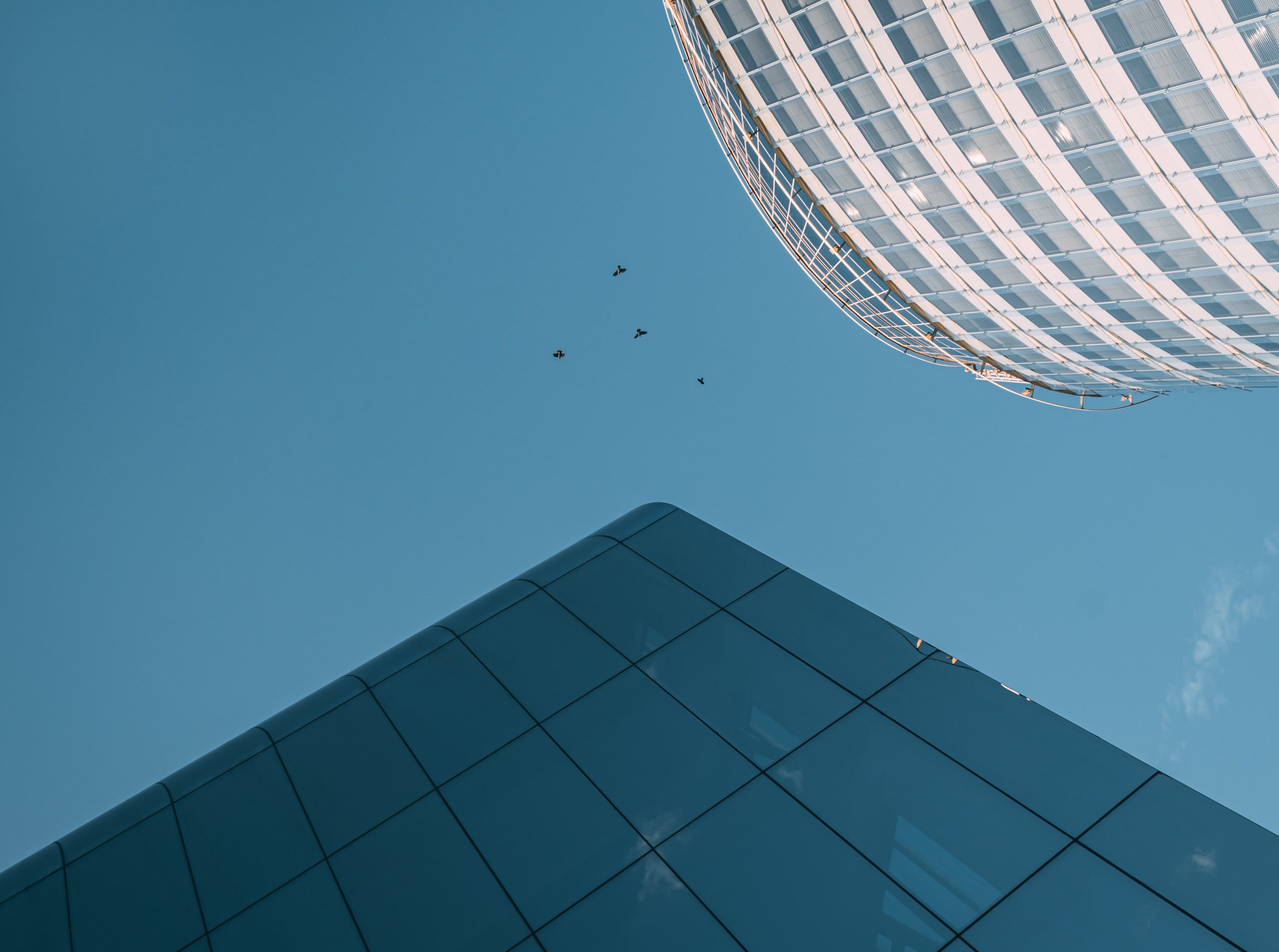 跨境电子商务收款平台:助力出海企业资金流健康运转